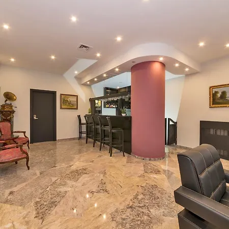 Hotell Febor Park Levent 3*