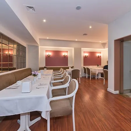 Febor Park Levent Hotell 3*