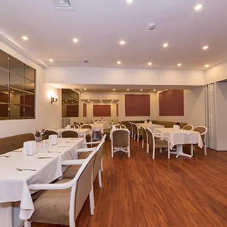 Febor Park Levent Hotell 3*