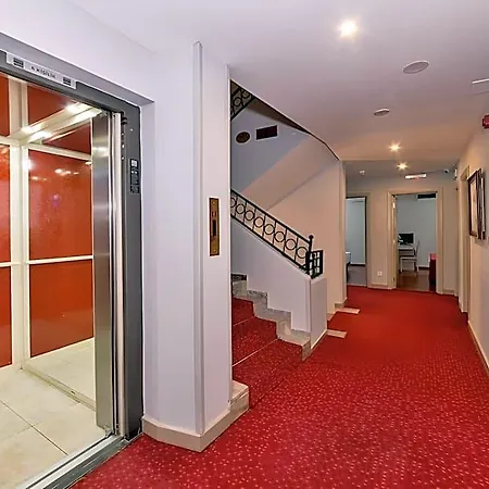 Hotel Febor Park Levent 3*