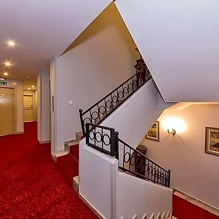 Febor Park Levent Hotel 3*
