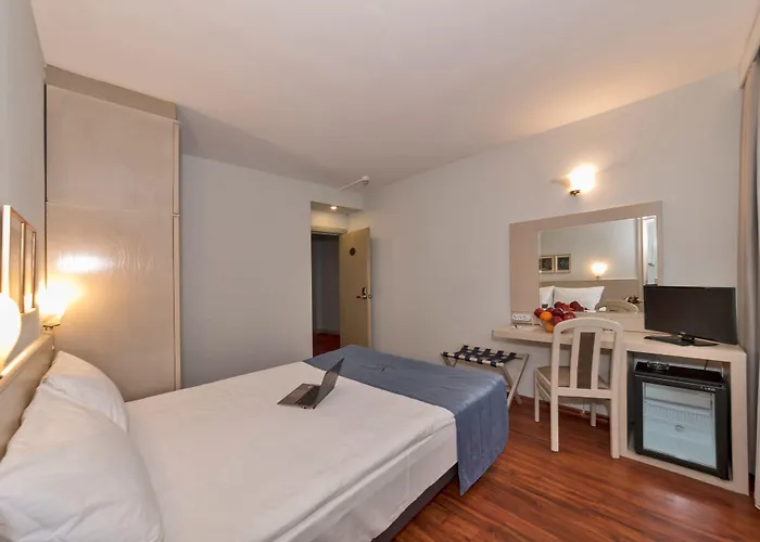 Febor Park Levent Hotel