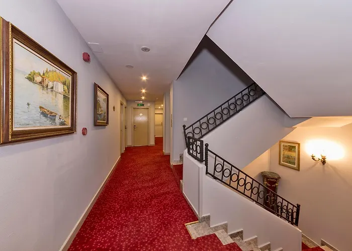 Hotel Febor Park Levent